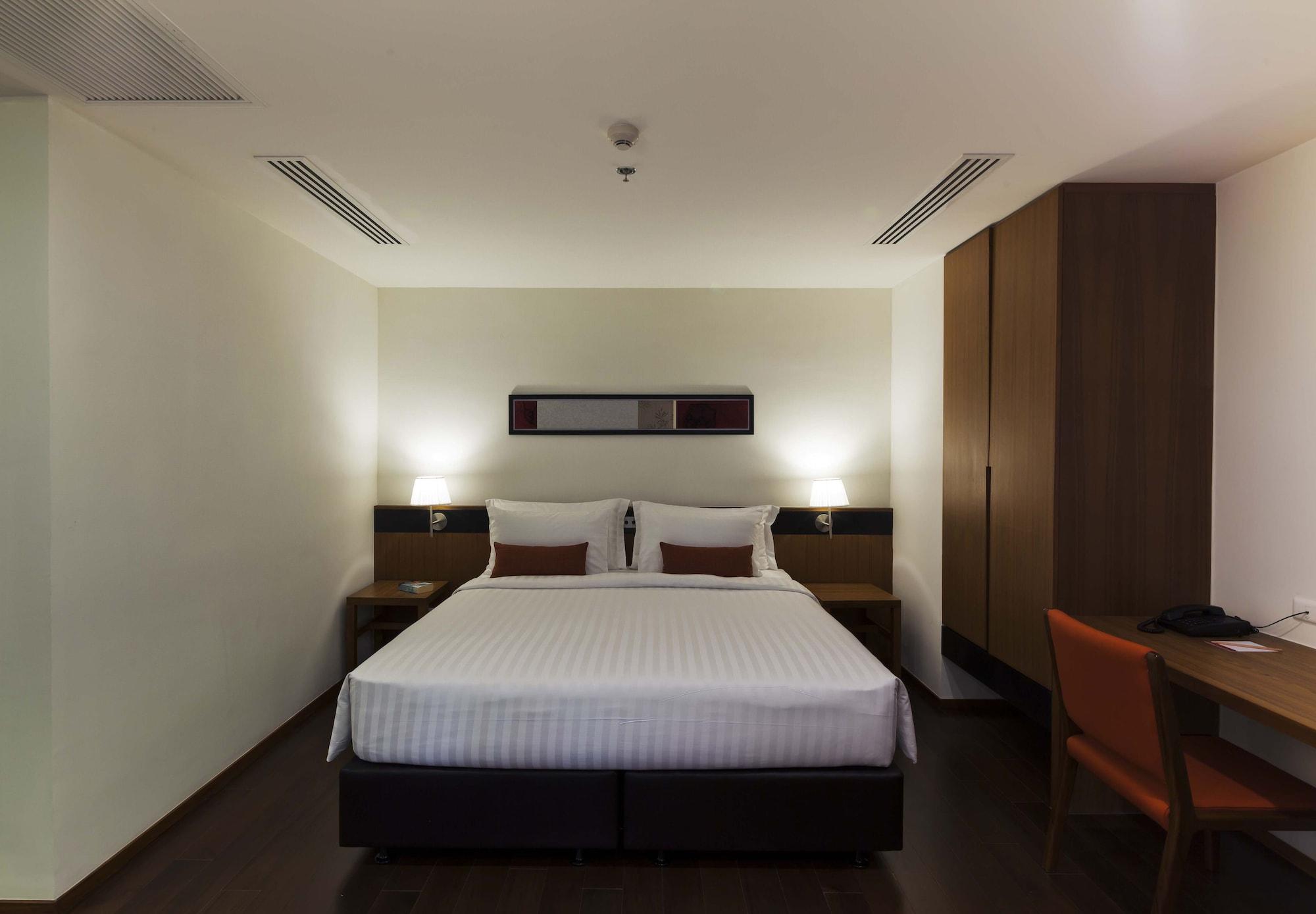 Eastin Tan Hotel Chiang Mai Exterior foto