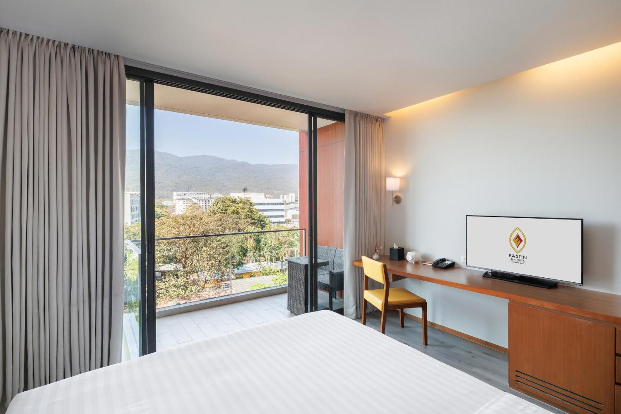 Eastin Tan Hotel Chiang Mai Exterior foto