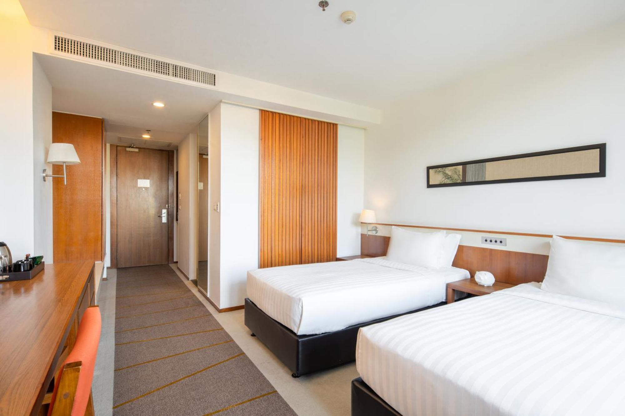 Eastin Tan Hotel Chiang Mai Exterior foto